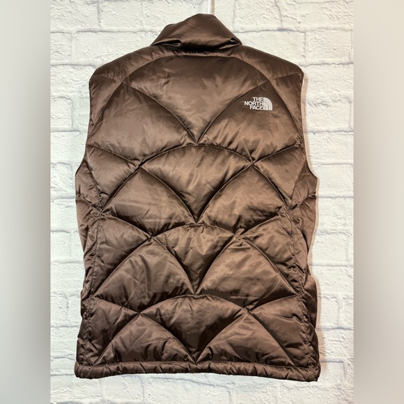 The North Face Brown 550 Down Pufffer Vest, Large - Picture 2 of 4